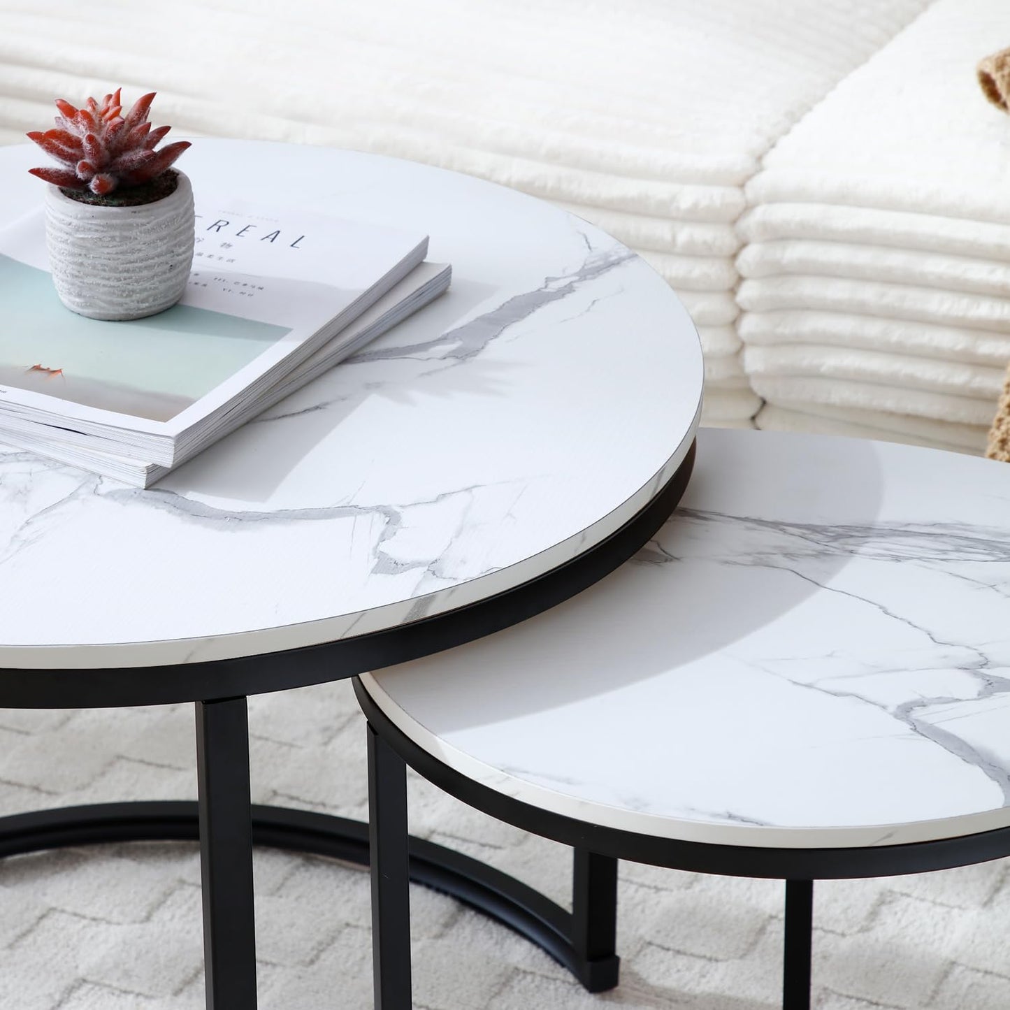 Nesting Coffee Table Set of 2, Round Coffee Tables for Living Room with White Marble Tabletop, Black Metal Frame and Non-Slip Feet,Modern Circle Wooden Tables Side Table End Tables for Bedroom