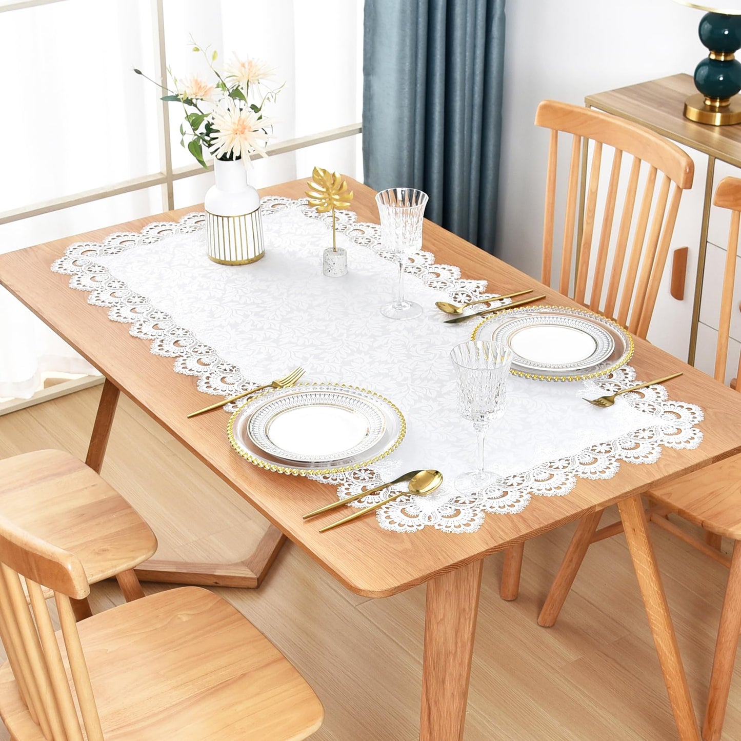 Wolkemer Small Square Tablecloth Elegant White Lace Jacquard Round Doily Tablecloths Table Topper Decoration Cover for Home Dresser Scarf and Table Centerpiece 24 x 24 Inch