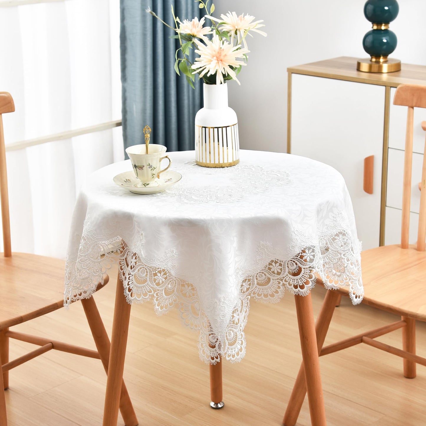 Wolkemer Small Square Tablecloth Elegant White Lace Jacquard Round Doily Tablecloths Table Topper Decoration Cover for Home Dresser Scarf and Table Centerpiece 24 x 24 Inch