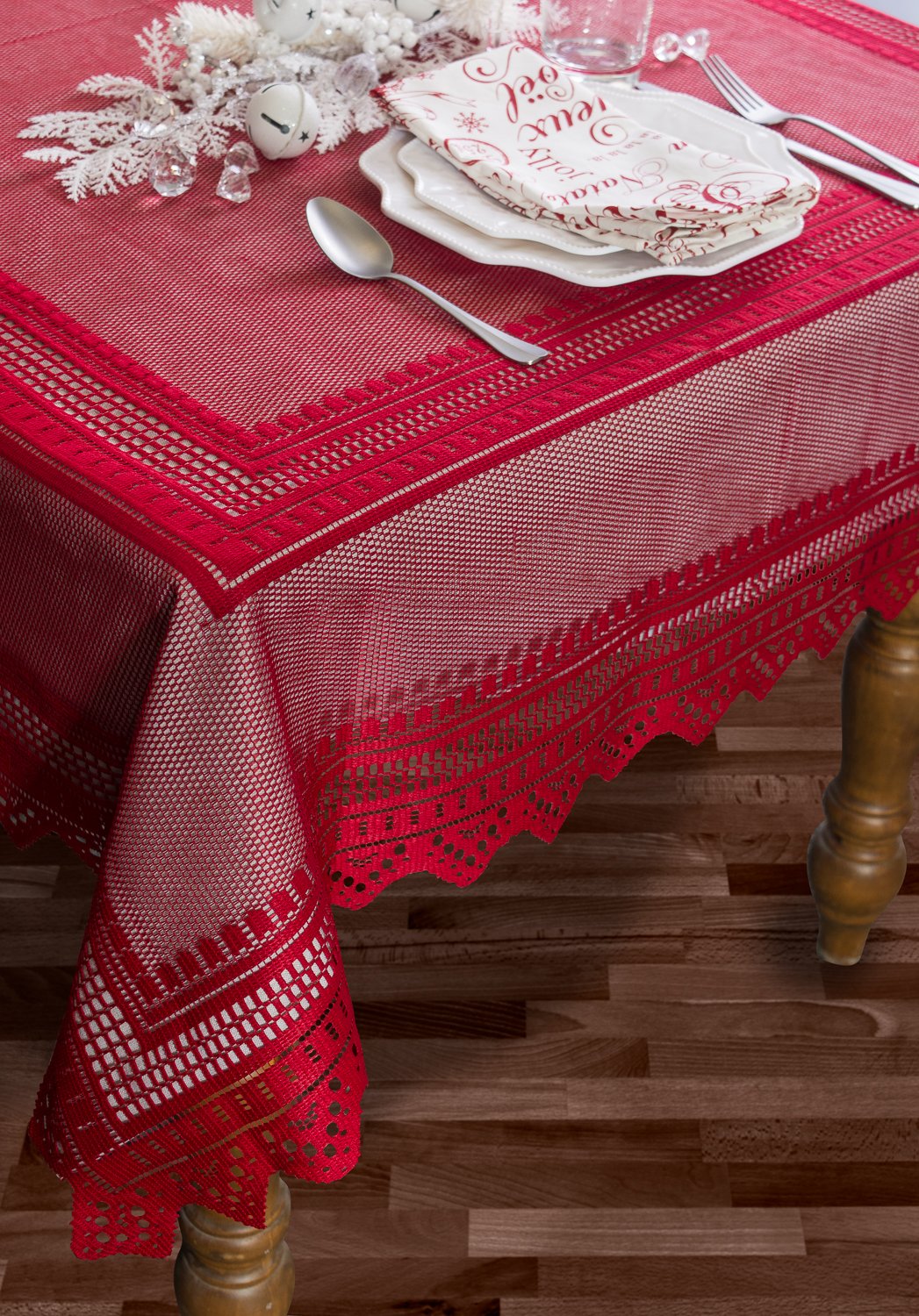 DII Home Essentials 100% Polyester, Machine Washable, Shabby Chic, Vintage Tablecloth or Overlay 63" Round, Floral Lace